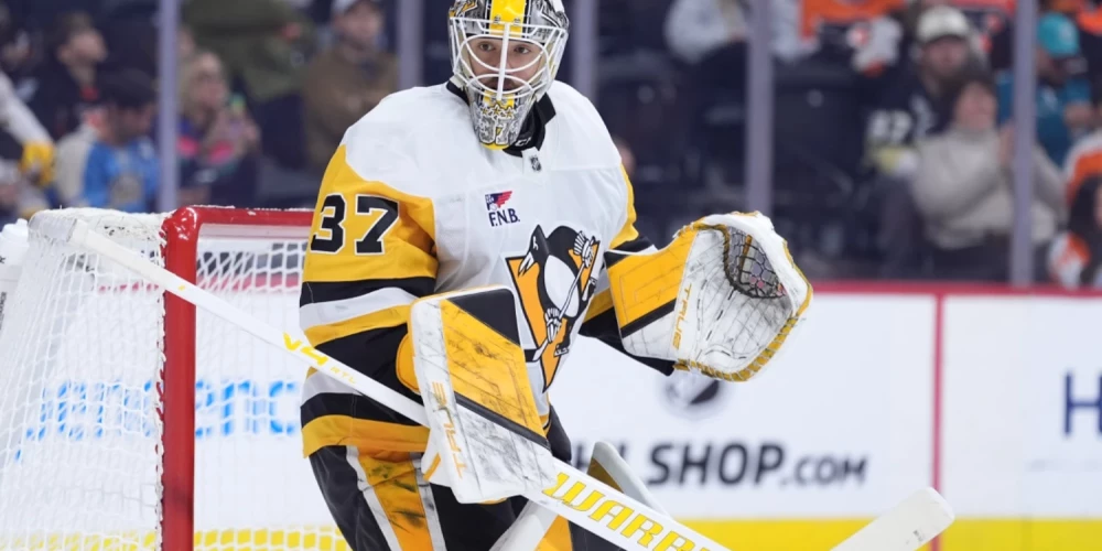 Latvijas vārtsargs Artūrs Šilovs.