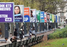 Nīderlandē notiek parlamenta vēlēšanas