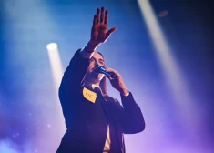 VIDEO: Tommy Cash koncertā pārsteidz latviešu fanus – izskan dziesma, ko zina visi!