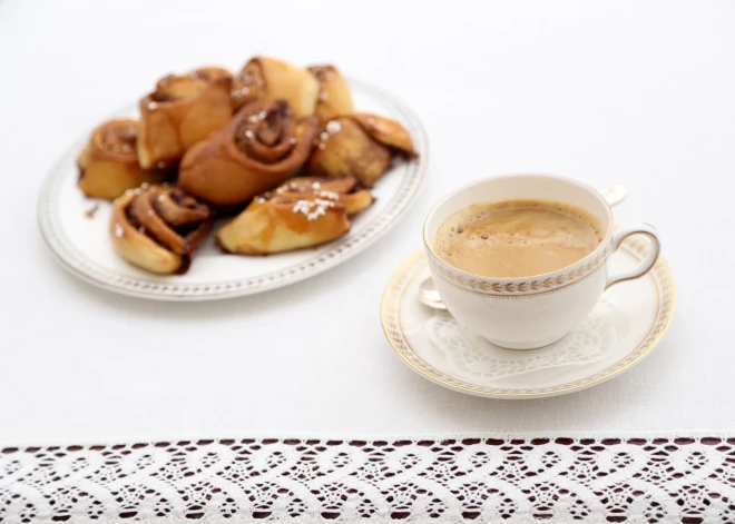 Cilvēkiem Latvijā ar vienu algu vairs nepietiek. Kas vēl ir nepieciešams darbiniekiem?