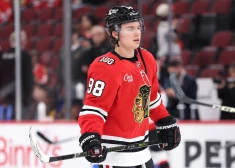 Supertalants Bedārds guvis savu pirmo NHL "hat trick"