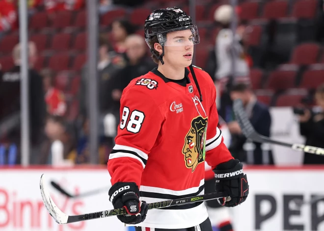 Supertalants Bedārds guvis savu pirmo NHL "hat trick"