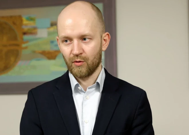 Šuvajevs: Ministru kabinetā jau šobrīd faktiski ir mazākuma valdība