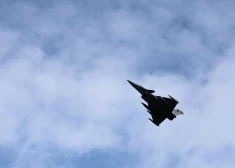 Polija pacēlusi gaisā reaktīvos iznīcinātājus.