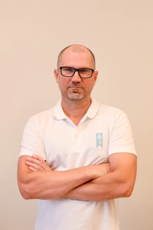 Ilgvars Bakmanis, SIA Rīgas namu pārvaldnieks Pakalpojumu vadības un attīstības nodaļas pakalpojumu vadītājs 