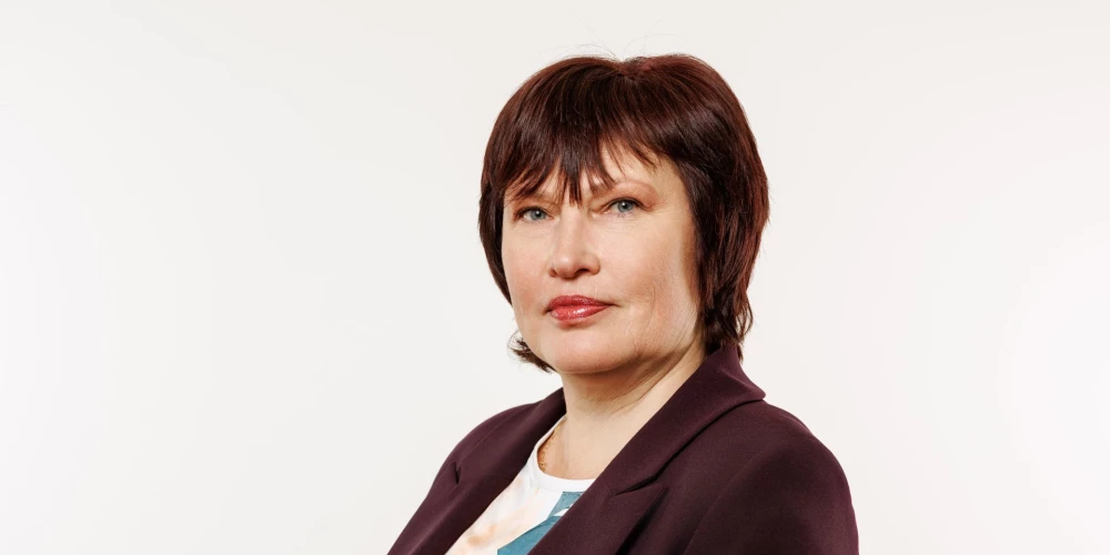 Viedokli pauž LU Ekonomikas un sociālo zinātņu fakultātes profesore Sandra Jēkabsone