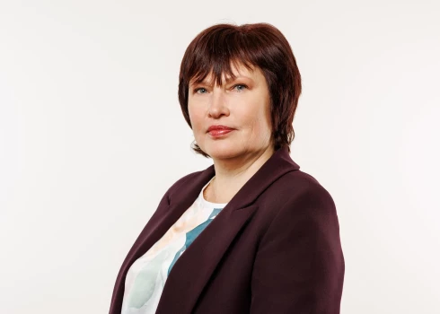 Viedokli pauž LU Ekonomikas un sociālo zinātņu fakultātes profesore Sandra Jēkabsone