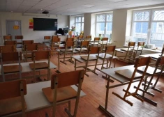 Bērnu vairs nav! Paziņo par vēl divu Latvijas skolu slēgšanu