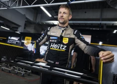 F-1 pasaules čempions Džensons Batons liek punktu autosportista karjerai