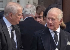 Karalis Čārlzs III ir atņēmis savam brālim, princim Endrū, “prinča” titulu