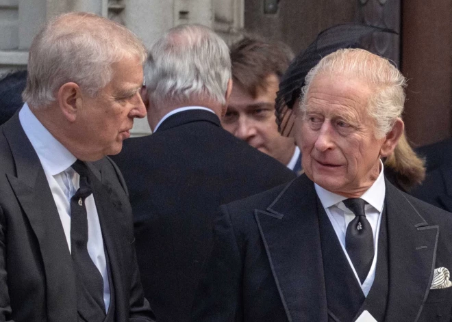 Karalis Čārlzs III ir atņēmis savam brālim, princim Endrū, “prinča” titulu