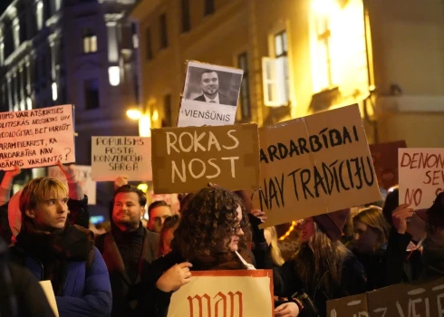 Protests sāksies plkst. 19. Uz šo protestu aicina arī jaunatnes organizācija "Protests".