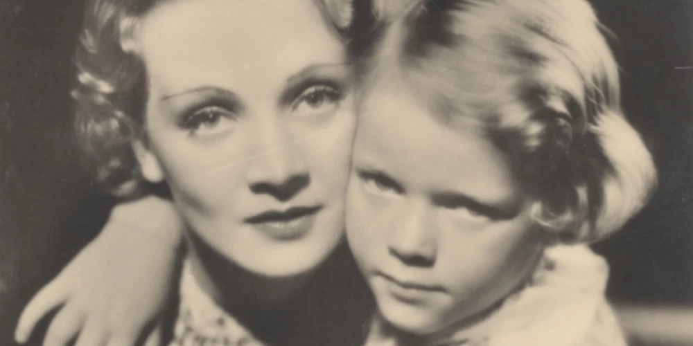 Marlēna Dītriha ar meitu Mariju.