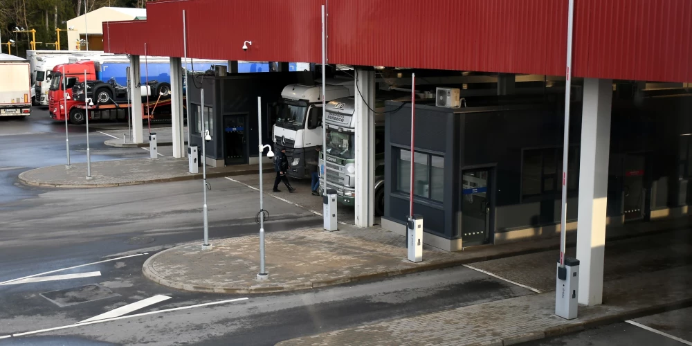 КПП "Патарниеки" в Латвии продолжает принимать транспорт, следующий из Беларуси.