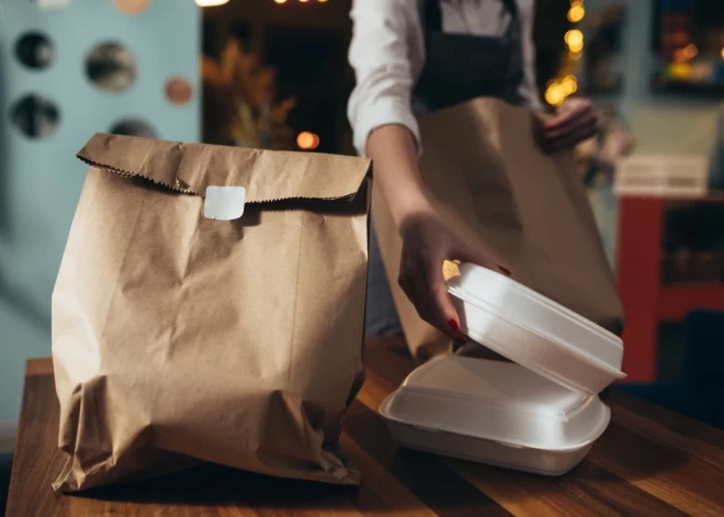 Все больше жителей Латвии отказываются готовить еду дома. Каковы причины?