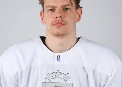 Sagaidāms, ka Alberts Šmits, kurš šosezon 17 spēlēs Somijas virslīgā izcēlies ar četriem vārtiem un trim rezultatīvām piespēlēm, pārstāvēs Latviju gadu mijā arī U-20 pasaules čempionātā.