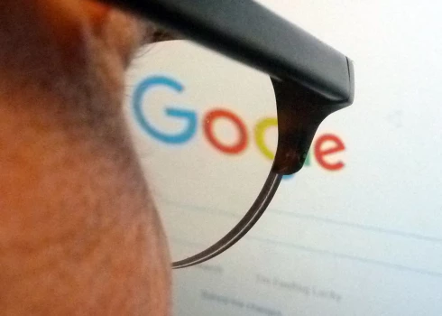 Tika novērots, ka, sākot ar 2025. gada jūniju, viens no visbiežāk meklētajiem vārdiem pārlūkprogrammās bija “67”.