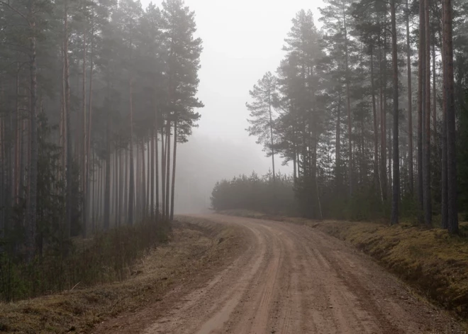 Šķīdoņa dēļ vairāki ceļi Ludzas novadā tiek slēgti smagajai tehnikai