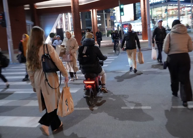 Trešdaļa Latvijas strādājošo apsver darba maiņu