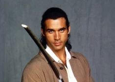 Seriāla “Kalnietis” zvaigznei jau 66 gadi: lūk, kā šodien izskatās un dzīvo Adrians Pols