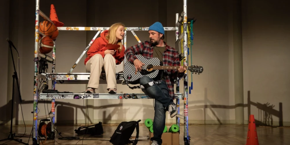 Pirmizrādi piedzīvo Siguldas koncertzāles “Baltais flīģelis” un Cēsu Mazā teātra kopprojekts – muzikālā izrāde “Nepiederošiem ieeja aizliegta”.