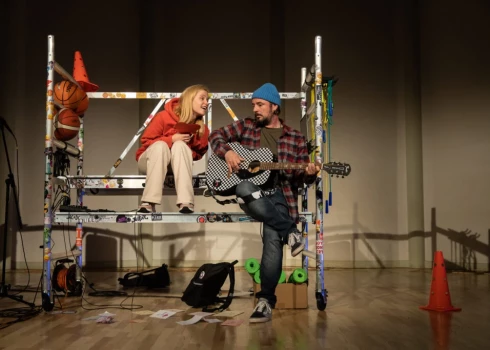 Pirmizrādi piedzīvo Siguldas koncertzāles “Baltais flīģelis” un Cēsu Mazā teātra kopprojekts – muzikālā izrāde “Nepiederošiem ieeja aizliegta”.