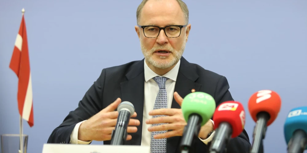 Министр обороны Андрис Спрудс.