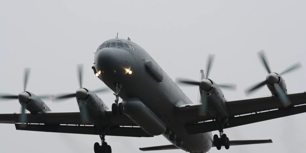 Krievija izlūklidmašīna IL-20