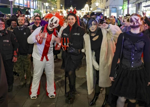 Halovīna svinības Vācijas pilsētā Esenē