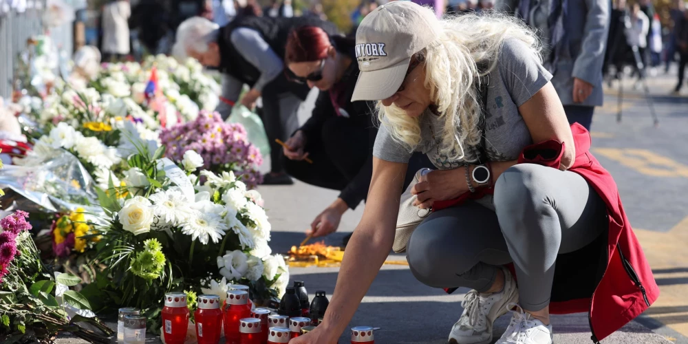Šī traģēdija izprovocēja protestu vilni, kurā iesaistījušies plaši sabiedrības slāņi, un protesti turpinās joprojām.