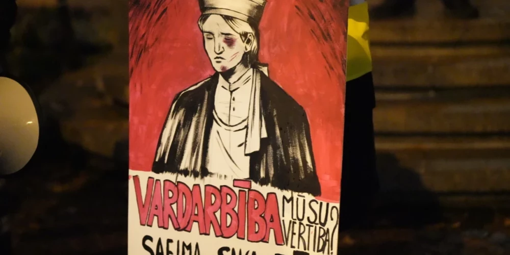 Plakātu darbnīcā aicina sagatavoties protestam pret lēmumu izstāties no Stambulas konvencijas.