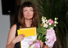 Тех, кто за выход из Конвенции, - в кафе не кормить! Журналист призвала бойкотировать некоторых депутатов Сейма