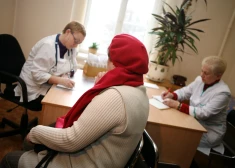 Самоуправления выплатили жителям пособия на лечение - более 3 млн евро