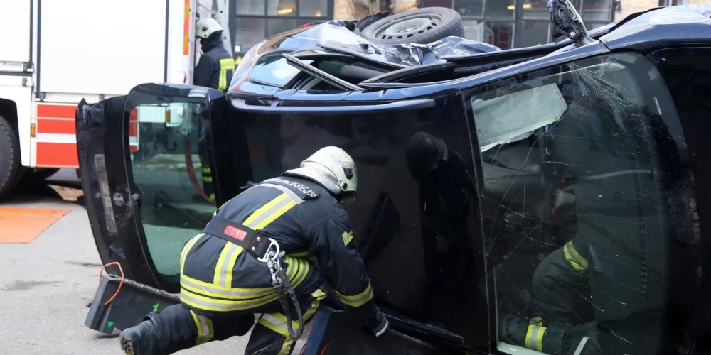 Каждый день службы спасения получают сотни сигналов, и всё больше из них поступает именно от встроенных eCall-систем автомобилей.