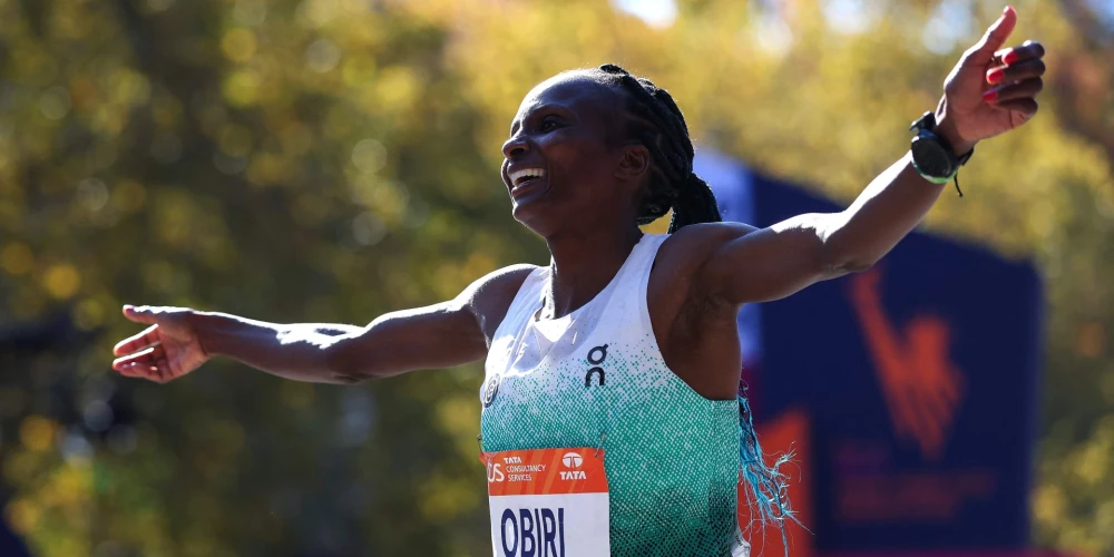Helena Obiri pēc uzvaras maratonā