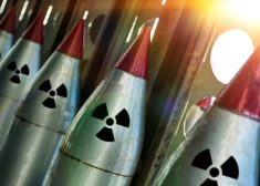 Tramps apgalvo, ka Krievija un Ķīna slepeni izmēģinājušas kodolieročus