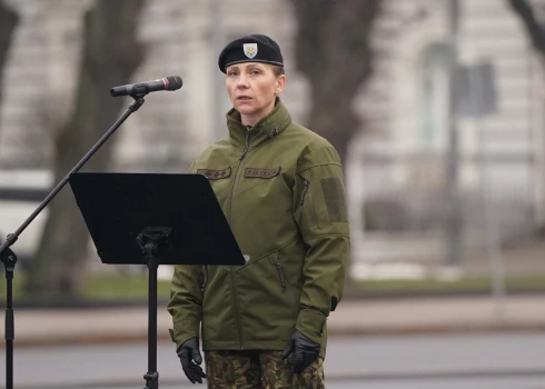  Командир штаба батальона Национальных вооружённых сил полковник Антонина Блёдоне.