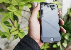 Eksperti skaidro, kāpēc ir ļoti svarīgi vismaz reizi nedēļā izslēgt viedtālruni