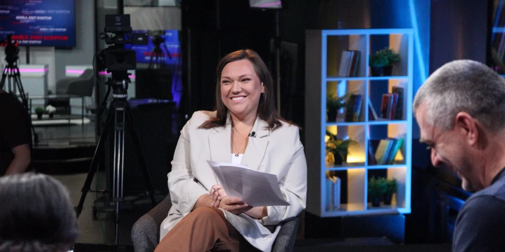 Elizabete Reičela Puče tagad ir "TV24" raidījuma "Preses klubs" jaunā vadītāja.