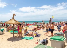 "Они боятся": из-за обострения войны в Украине поляки стали скупать дома в Испании