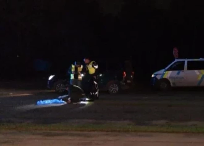 "Она вообще не смотрела по сторонам": очевидцы рассказали о гибели женщины на Румбуле