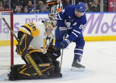 “Penguins” zaudē “Maple Leafs”, Šilovs paliek malā