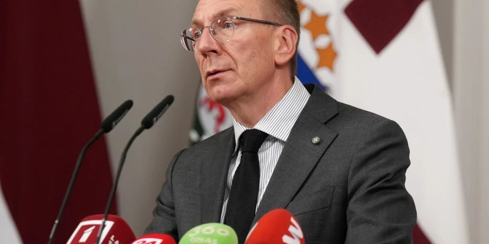 Advokāts pieļāva, ka prezidents lēmumu pieņēmis tik ātri, lai pieliktu punktu liekām un nekonstruktīvām diskusijām.