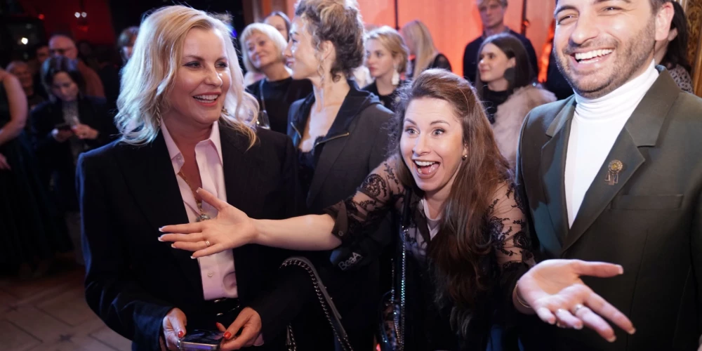 2025. gada 3. novembrī Rīgā, Benjamiņa namā, notika "Art Management Group" rīkotais draugu un partneru vakars.