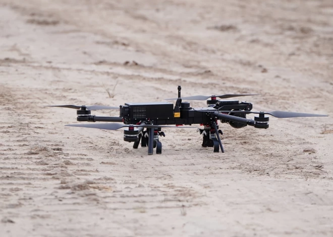 Latvija stiprina aizsardzības sadarbību – rosinās dronu mācības kopā ar sabiedrotajiem un Ukrainu