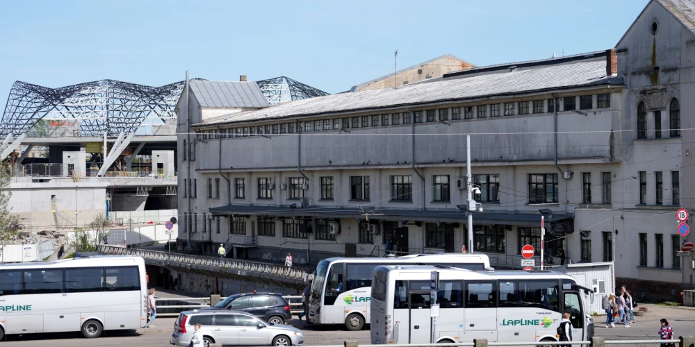 ATD nepagarina maršrutu atļaujas pasažieru pārvadājumiem ar autobusiem uz Krieviju un Baltkrieviju.