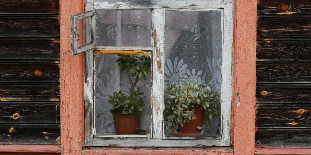 Dzīvokļu īpašniekus savlaicīgi informēs par citu personu deklarēšanos viņu īpašumā.