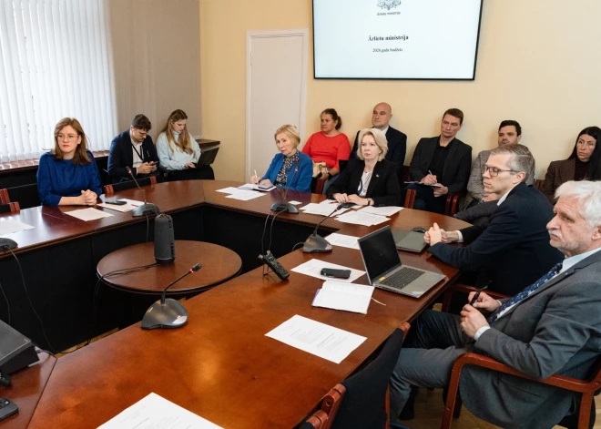 Saeimā sākas diskusijas par to, kad un kurš lems par izstāšanos no Stambulas konvencijas