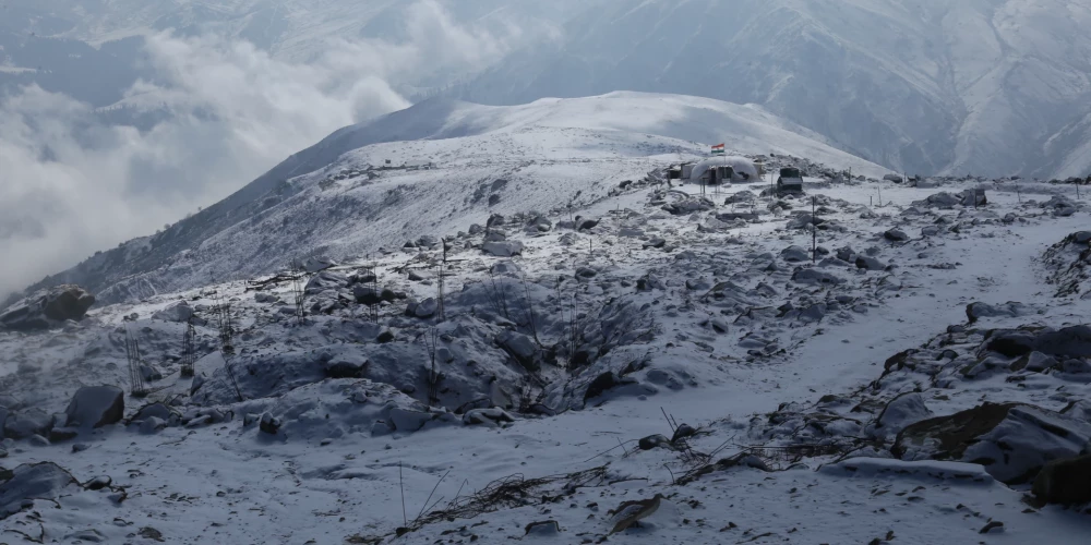 Lavīnā Nepālā bojā gājuši septiņi alpīnisti.