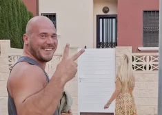 Labdarības biedrības "Es Tev palīdzēšu" vadītājs Rāviņš pārcēlies uz dzīvi Spānijā, kur pēkšņi kļuvis par fizioterapeitu